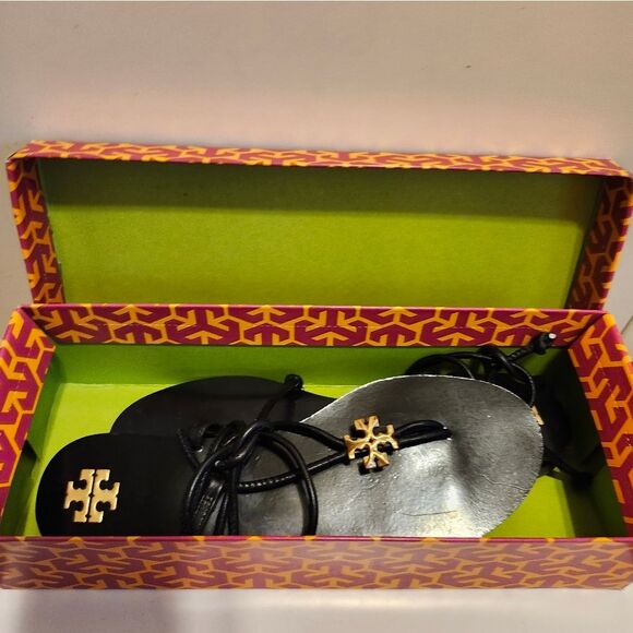 NIB Tory Burch "Capri" Black 100% Leather Lace-Up Flat Sandals Sz.6.5 Ret.$300 - Picture 10 of 11